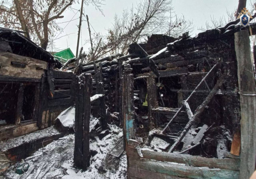 Пожар в частном доме в Самаре унёс жизни трёх человек: возбуждено уголовное дело