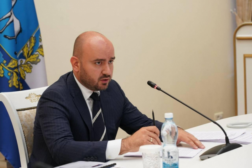 Досталось Пивкину и Беняну: как прошло первое публичное совещание в правительстве Самарской области