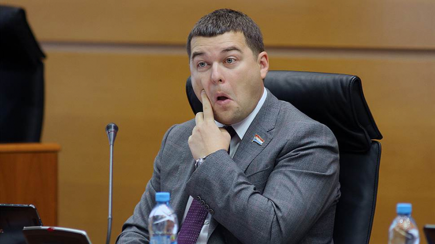 Азаров и «пустота»: в Самаре объявился очередной кандидат в губернаторы
