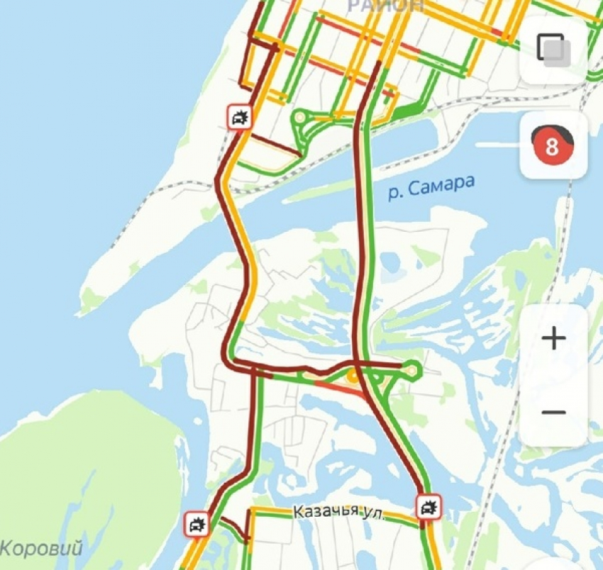 "Оба моста наглухо": Самару сковали пробки