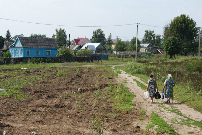 У села Рождествено появился шанс избавиться от несанкционированного хранилища спиртовых отходов