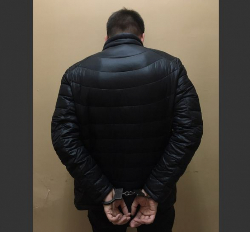 Избив и ограбив жителя Самарской области, разбойник продал похищенное по своему же паспорту
