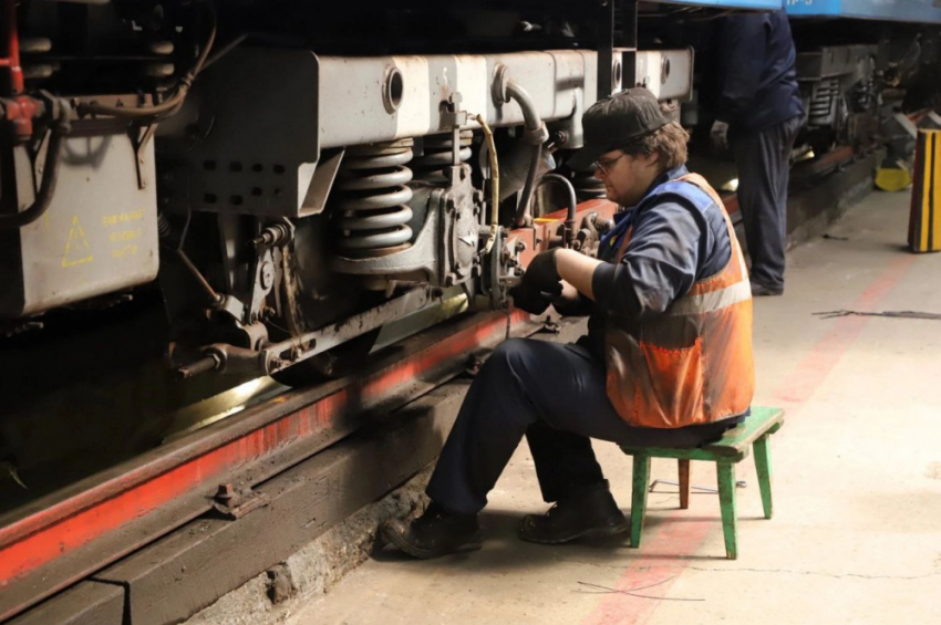 Ещё 6 вагонов самарского метро капитально отремонтируют 