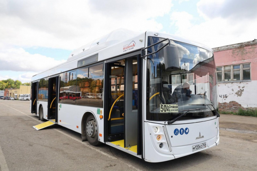 Расписание маршрутов автобусов №№ 50 и 51 скорректируют по просьбам заводчан