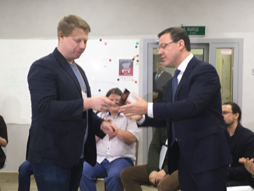 Советник губернатора Самарской области сообщил, что вакцинировался препаратом Pfizer