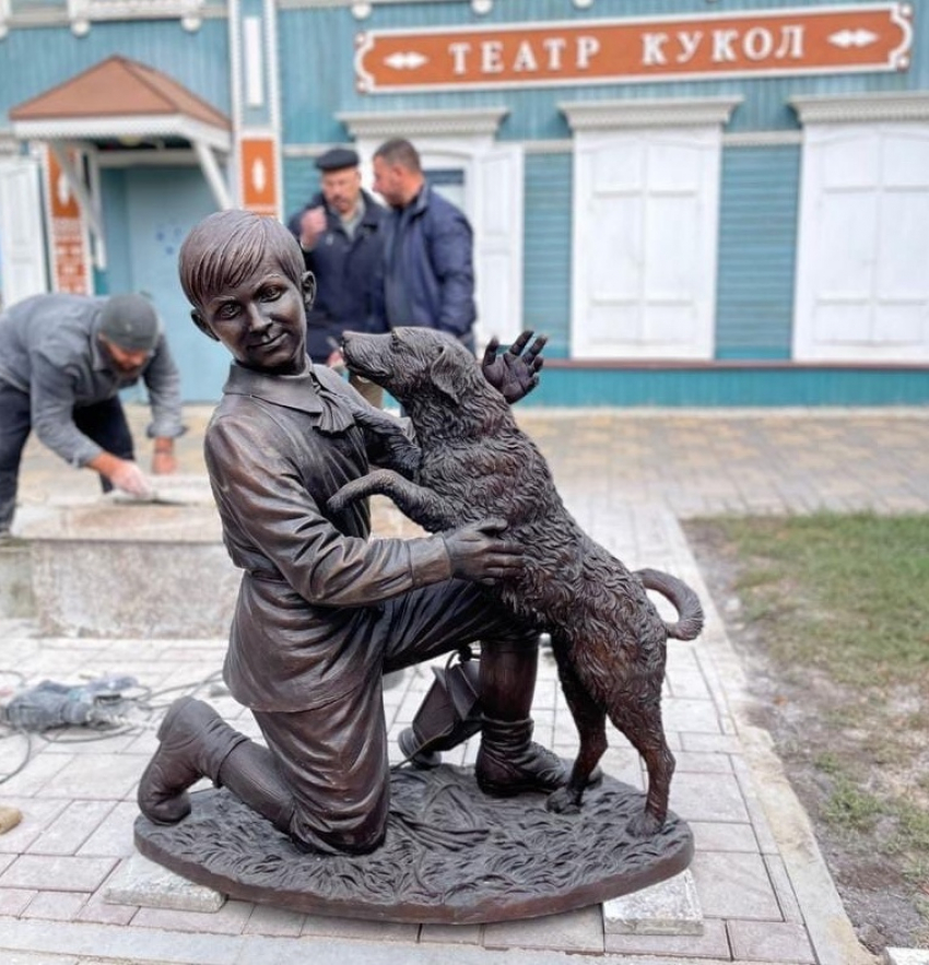 В Самаре появилась новая скульптура персонажей из любимой детской сказки