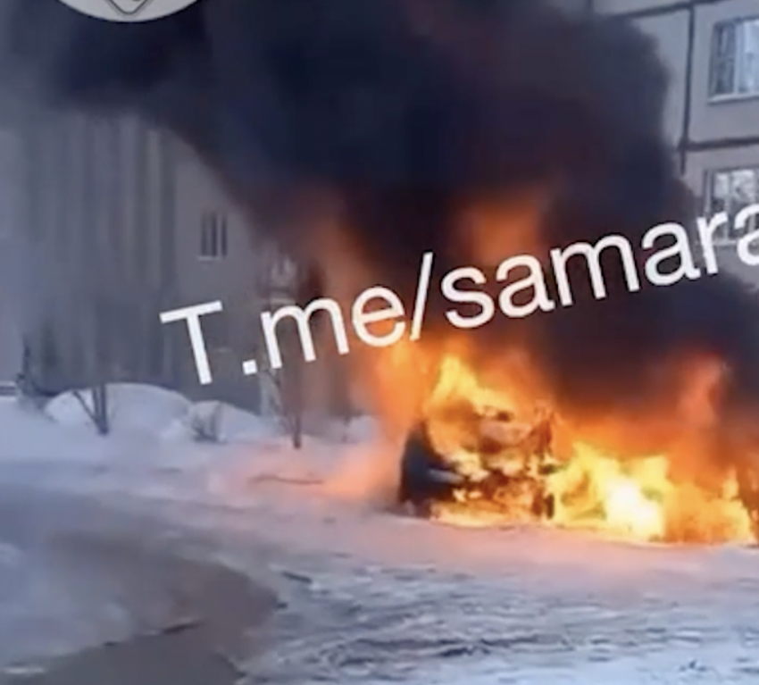На улице Стара Загора в Самаре сгорели три авто