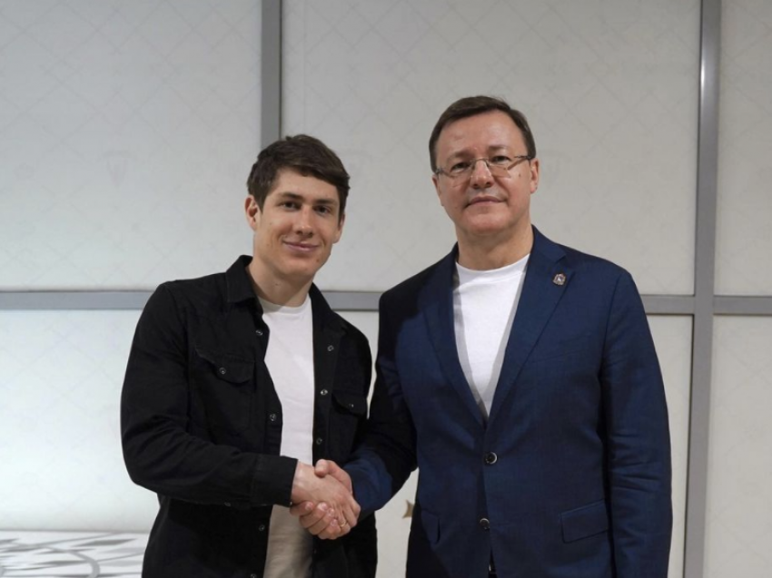 Глава Самарской области радуется успехам олимпийца, представляющего другой регион