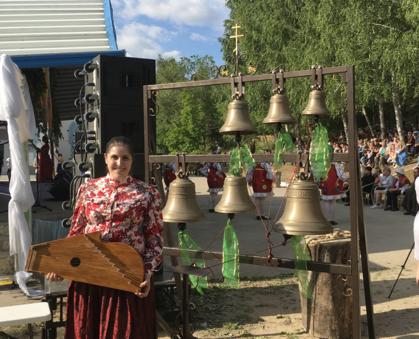 «По-чём-трес-ка-по-чём-трес-ка?»: женщина-звонарь самого большого собора в Самаре рассказала о секретах профессии