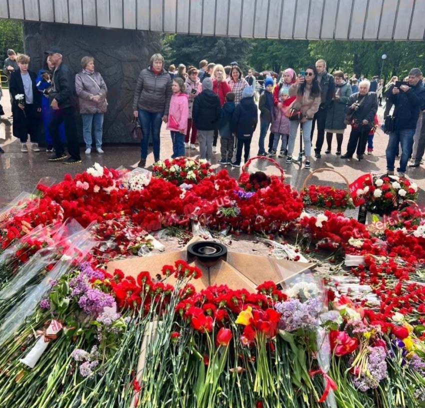 В День Победы в Тольятти потух Вечный огонь и остановилось колесо обозрения