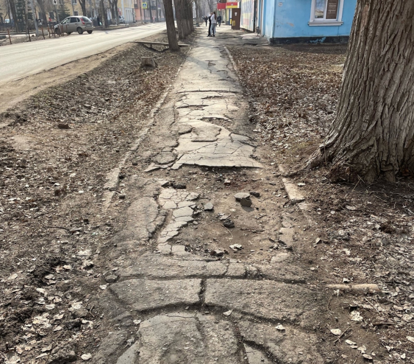 На ремонт тротуара в Куйбышевском районе Самары требуется 1,5 млрд рублей
