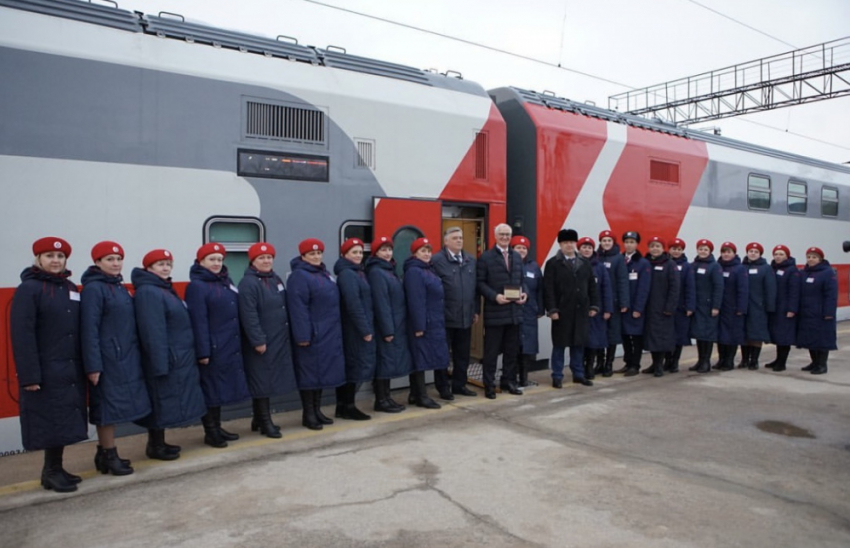 Двухэтажный поезд впервые отправился из Тольятти в Москву