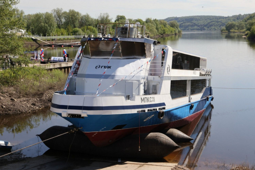 Два новых пассажирских теплохода для Самарской области спустили на воду 