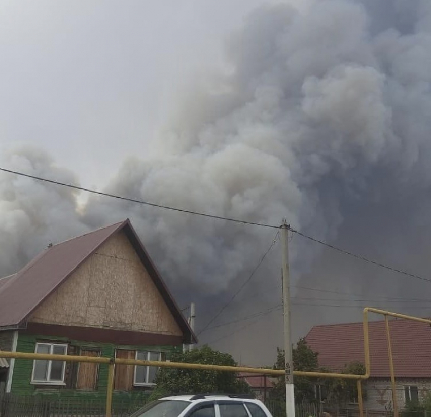 В Самарской области продолжается борьба с пожаром 