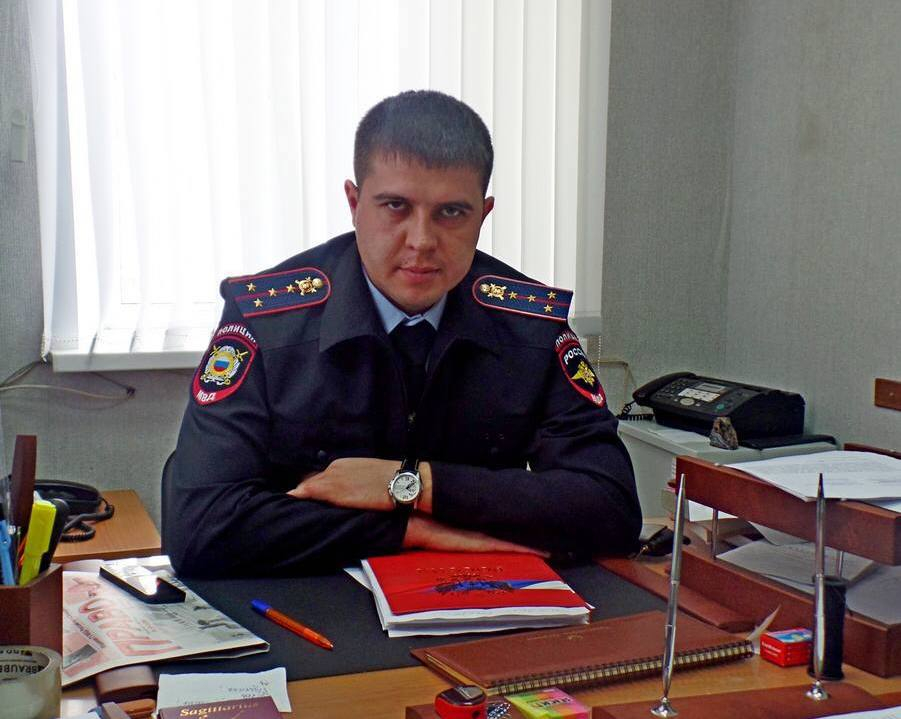 Начальник полиции Чапаевска задержан за угон такси и езду в пьяном виде