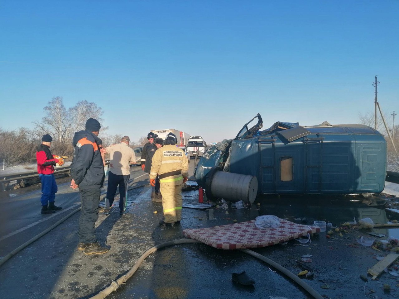 На трассе М5 в Самарской области столкнулись грузовая и пассажирская  «Газели»