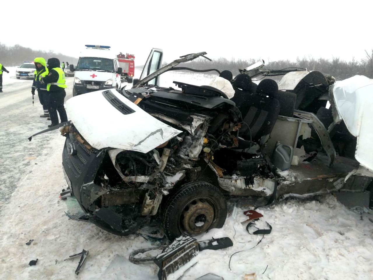 Раненые отползали в сугробы»: новые детали ДТП в Самарской области, где в  автобусе погибли пятеро